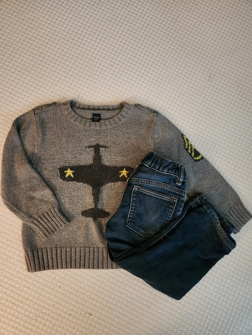 3T Boys GAP Sweater And Pants Set